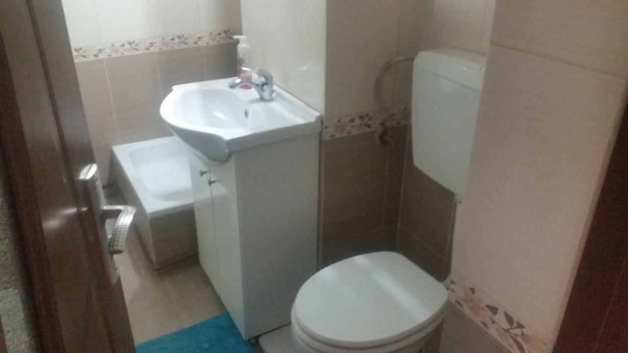 Appartamento Sfanta Ecaterina - Garsoniera Alba Iulia Esterno foto
