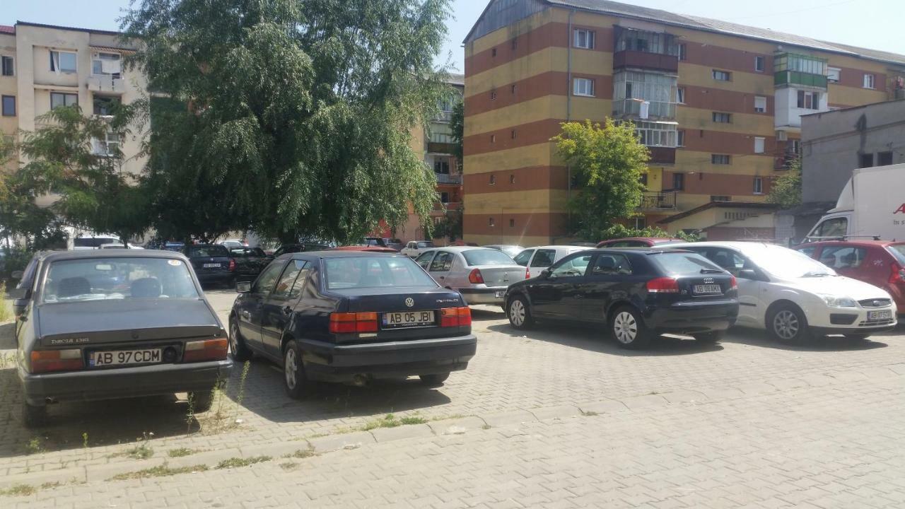 Appartamento Sfanta Ecaterina - Garsoniera Alba Iulia Esterno foto