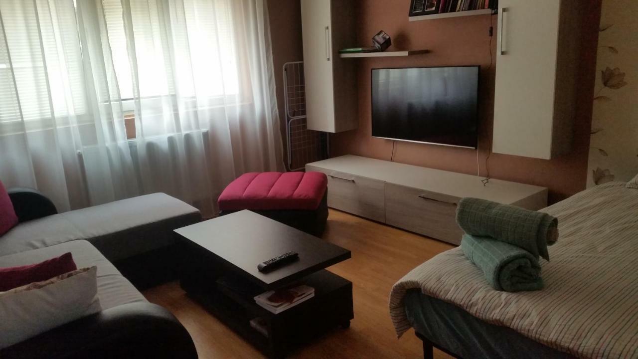 Appartamento Sfanta Ecaterina - Garsoniera Alba Iulia Esterno foto